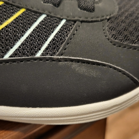 Vionic Women's Agile Ruvi Walking Sneaker Black Size 8.5 - Picture 8 of 9